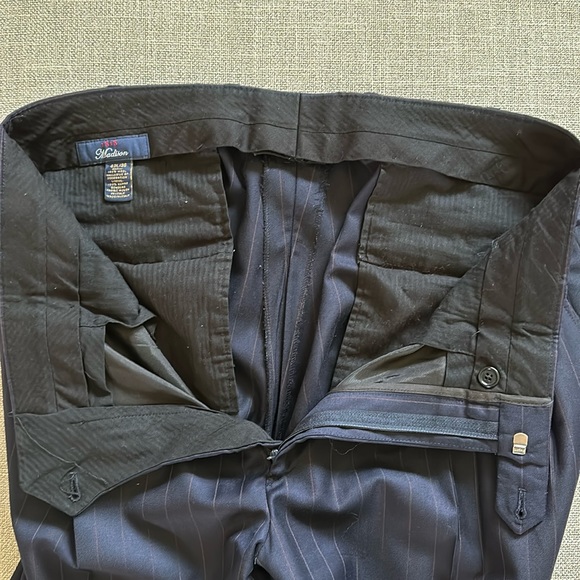 Brooks Brothers Navy Pin-Striped Suit — 42L/36 - Picture 11 of 16